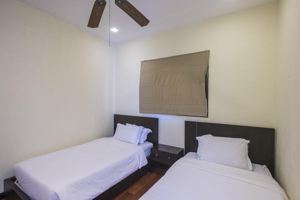 Sabah Beach Villas&Suites Kota Kinabalu Bagian luar foto