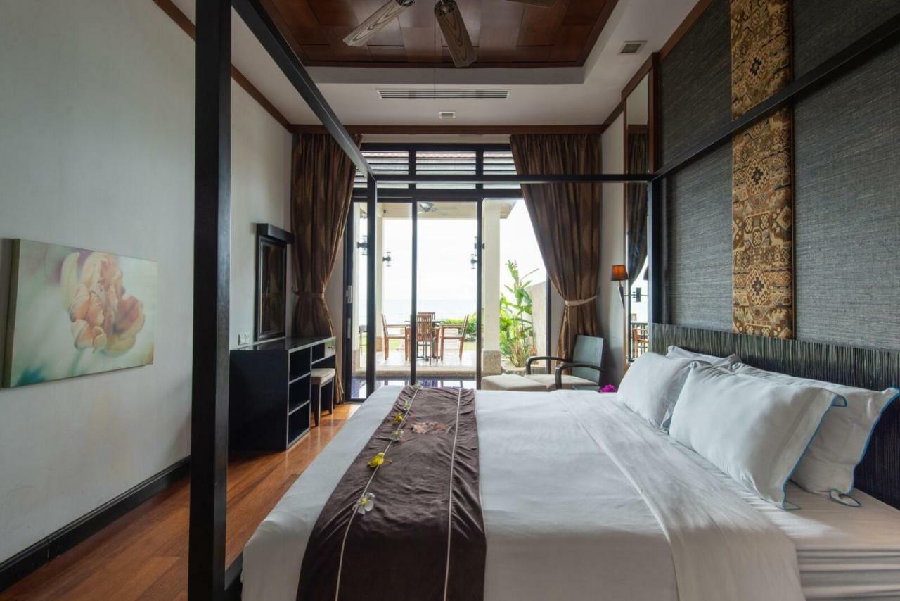 Sabah Beach Villas&Suites Kota Kinabalu Bagian luar foto