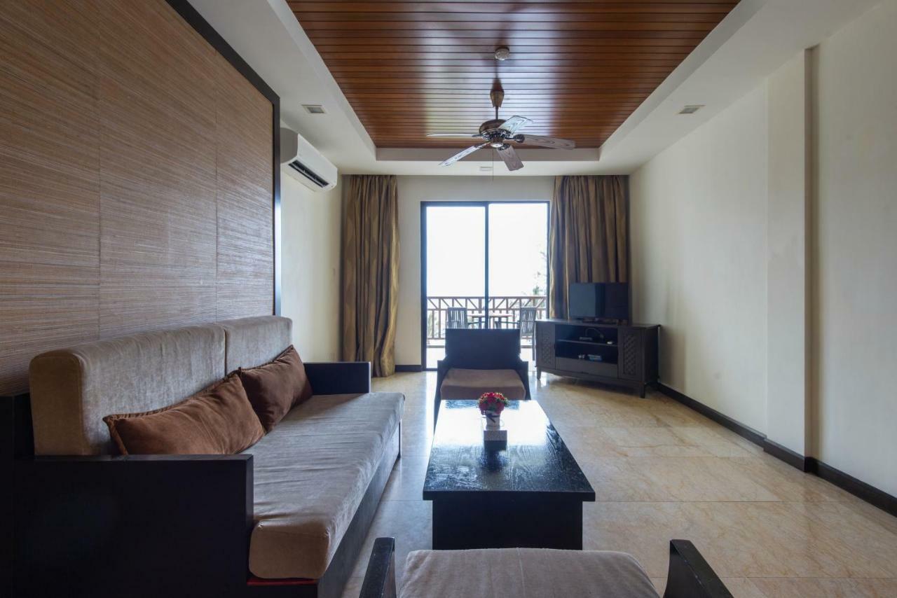 Sabah Beach Villas&Suites Kota Kinabalu Bagian luar foto