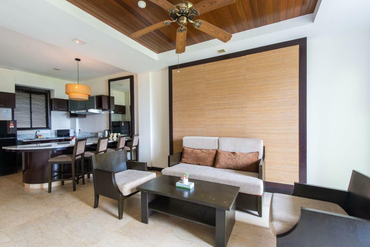 Sabah Beach Villas&Suites Kota Kinabalu Bagian luar foto