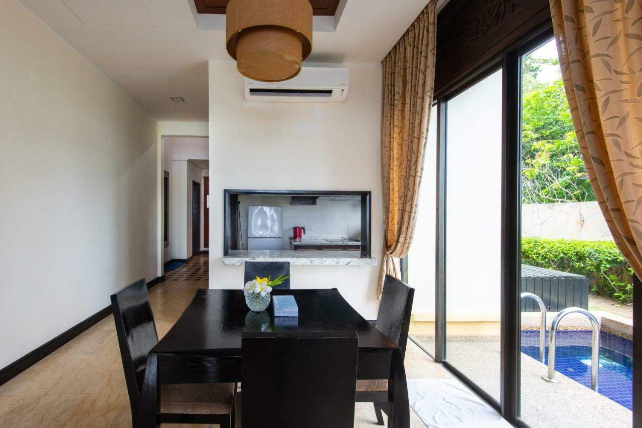 Sabah Beach Villas&Suites Kota Kinabalu Bagian luar foto